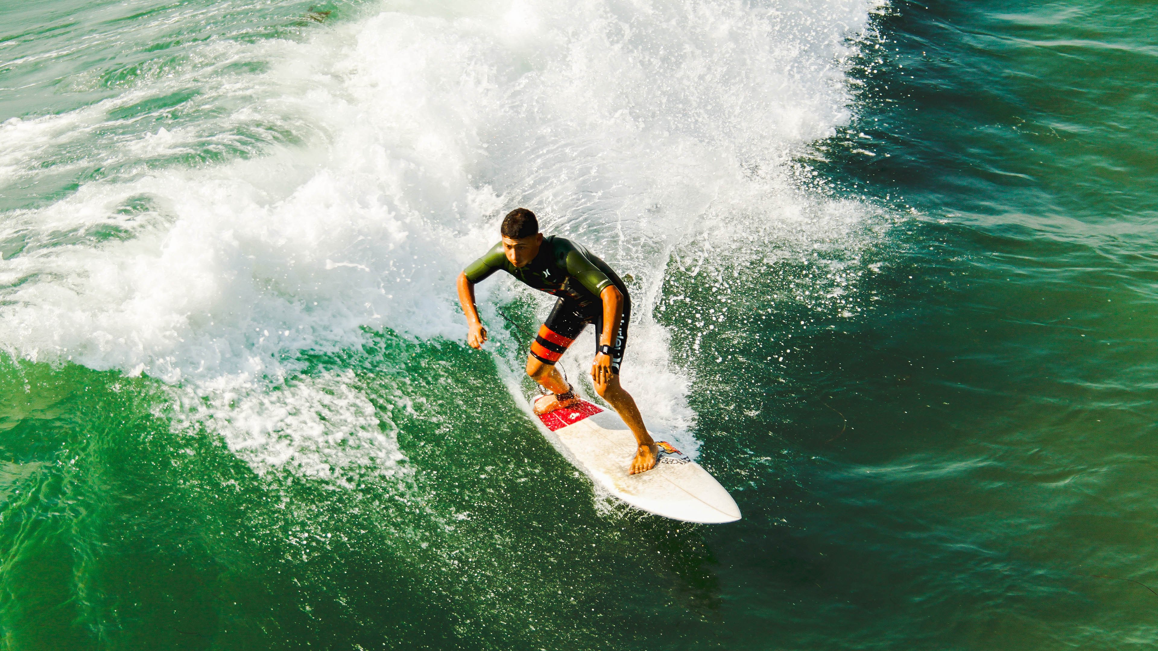 中国斯诺克大捷！9-6，击败世界第一后，吴宜泽再胜世锦赛冠军，斯诺克大师中国